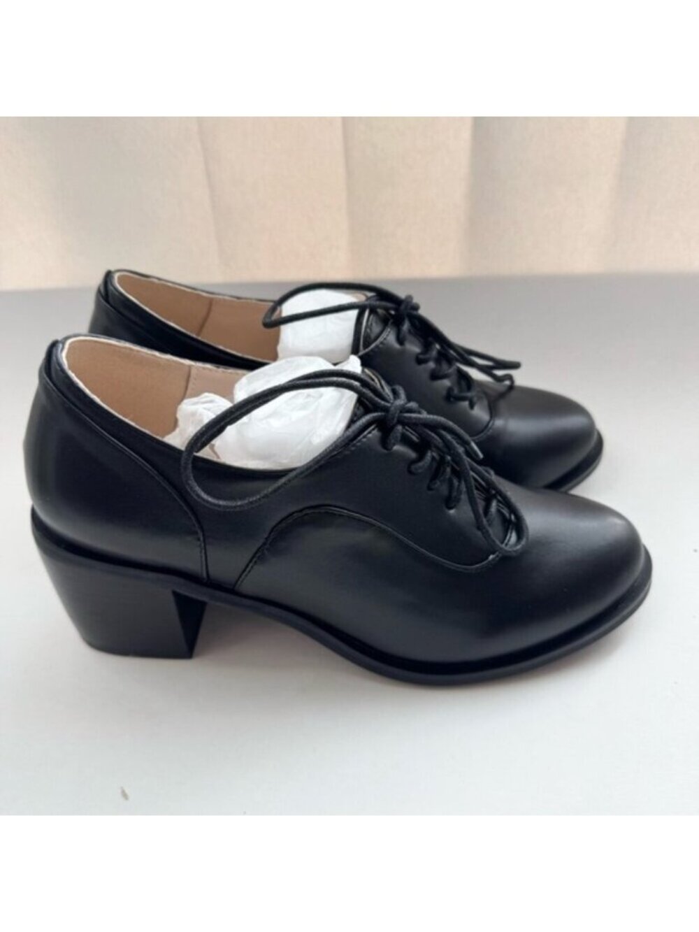 Size 8.5 Women’s Black Lace Up Oxfords Block Heel Mid Heel Classic Shoes